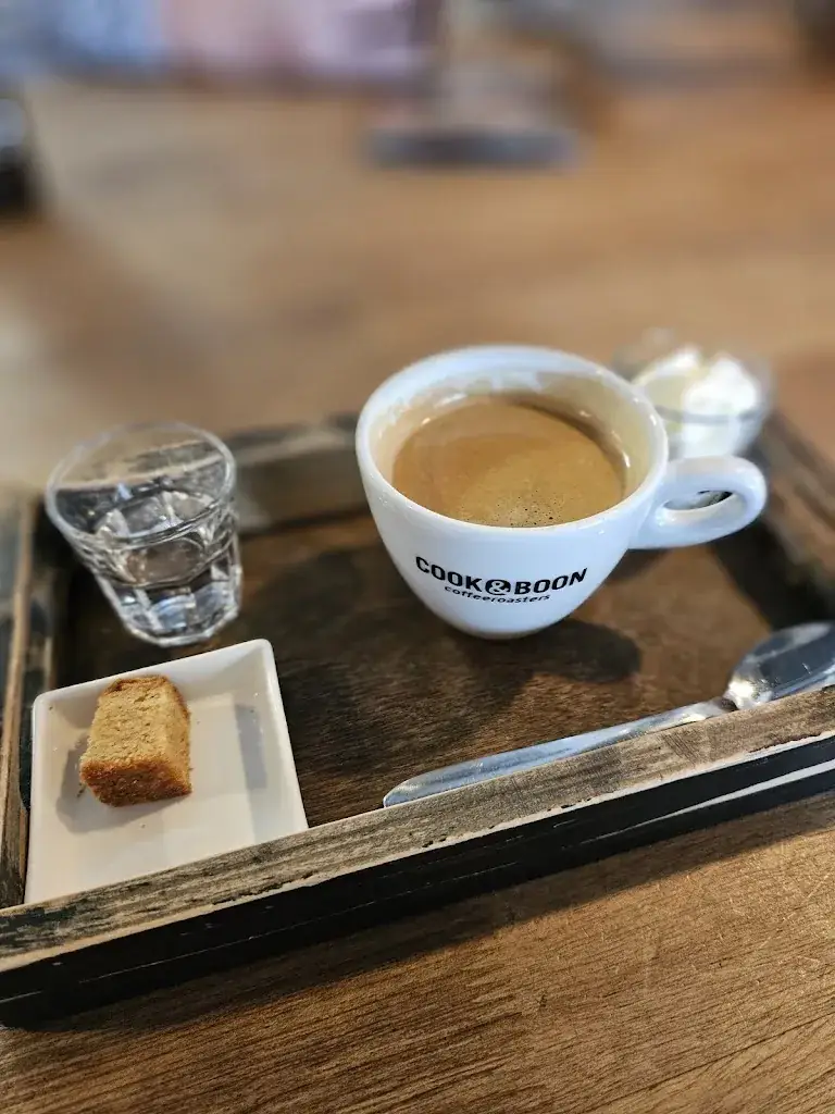 Brownies & downieS Katwijk_Zee_slider_image_3