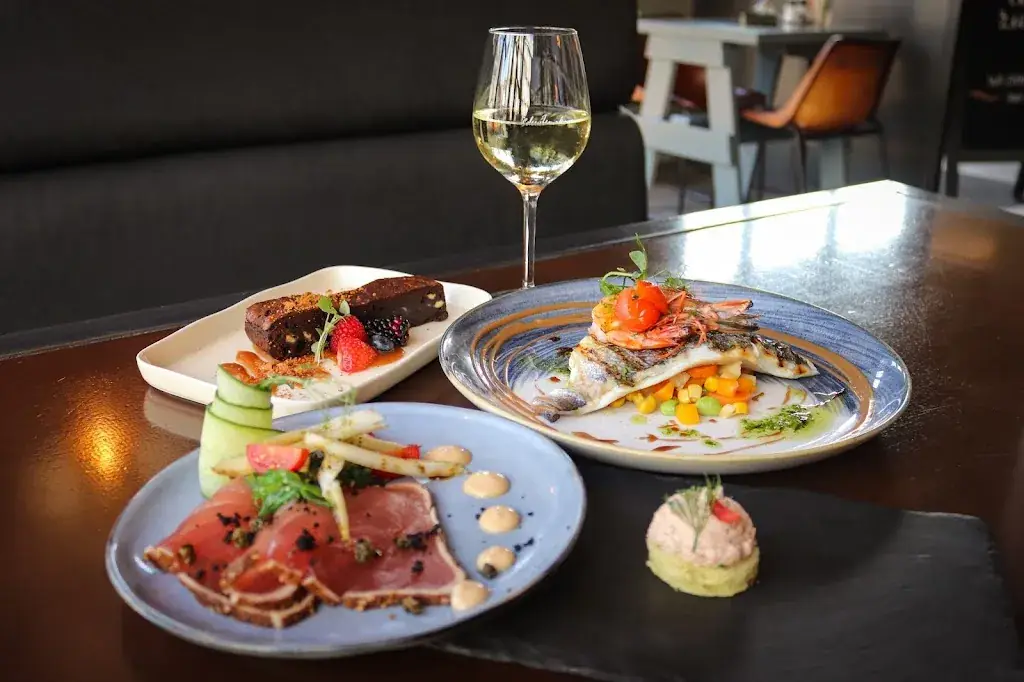 Schuitemaker Visrestaurant Voorstraat_Zee_slider_image_3