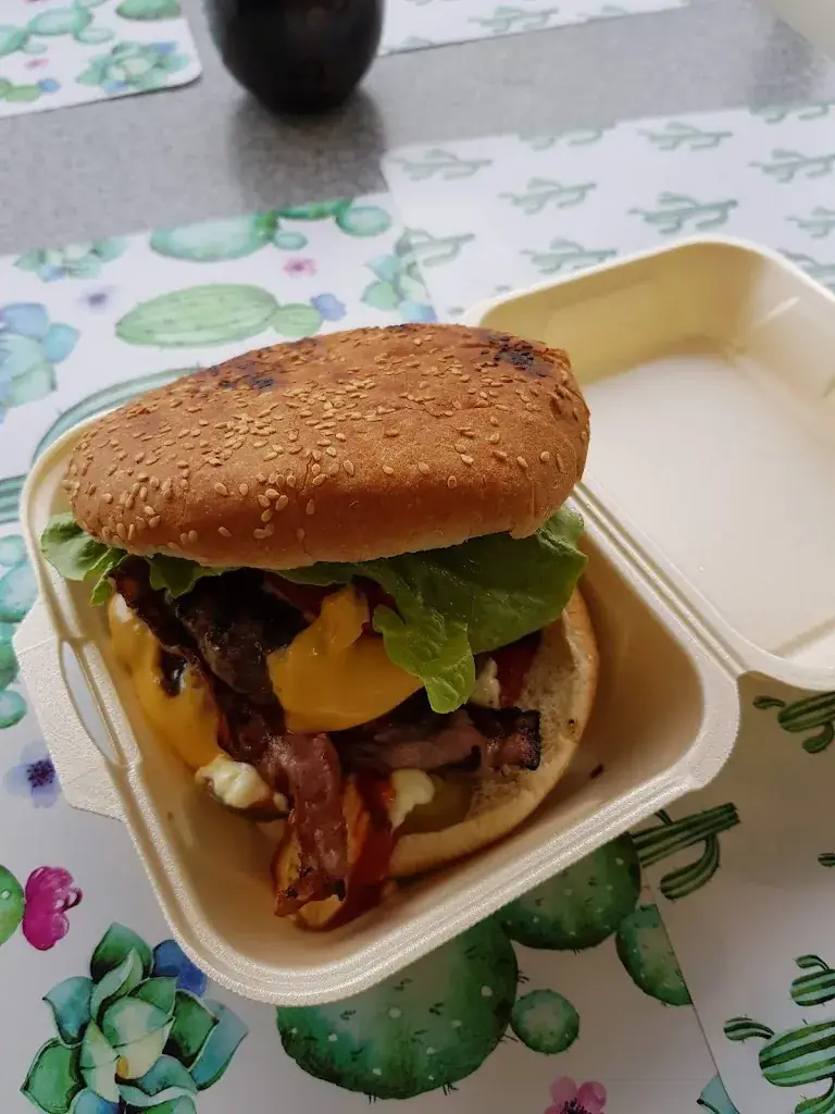 Menu_Ribs & Burgers & avond bier lijn_Kwintsheul_image_4