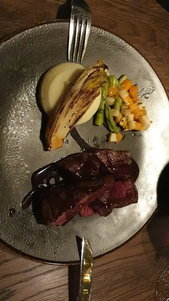 Leo Boeren_The local club🍷_Gorinchem_review