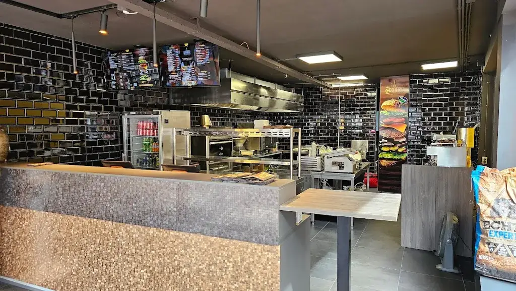 Mr George Greek streetfood_Gorinchem_slider_image_1