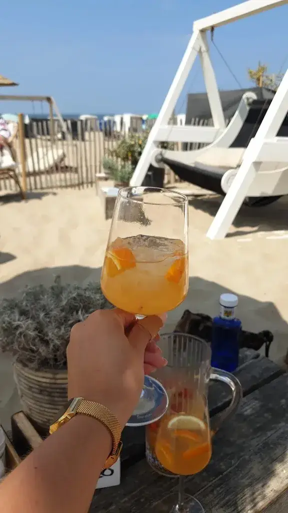 Menu_Strandpaviljoen SandCbar_Zee_image_4