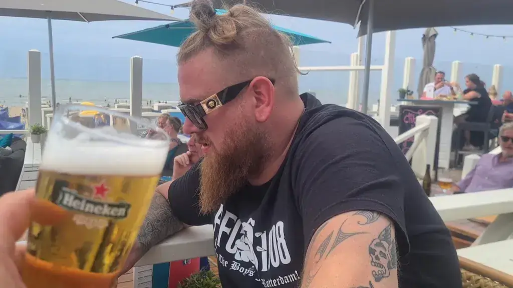 Zomers beachclub_Zee_slider_image_2