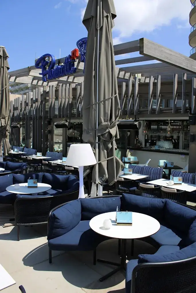 Pavarotti Kijkduin restaurant in Haag