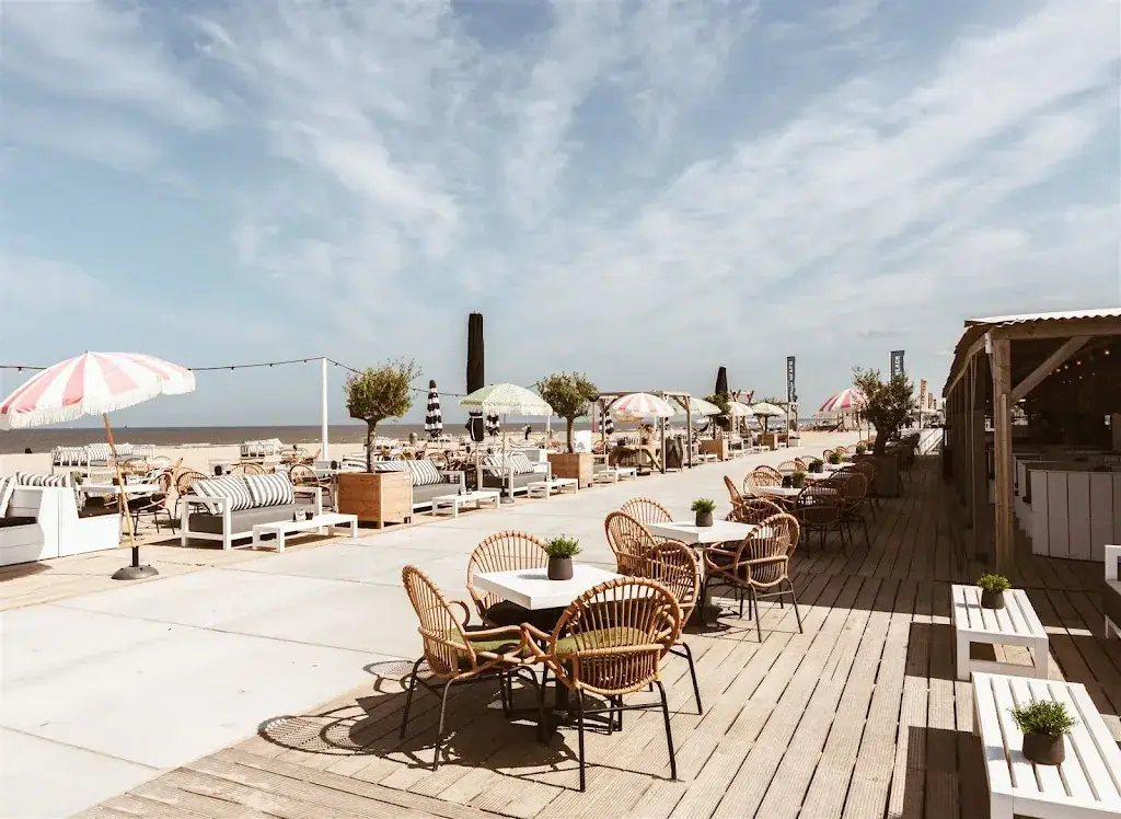 Hudson Beach_Haag_slider_image_2