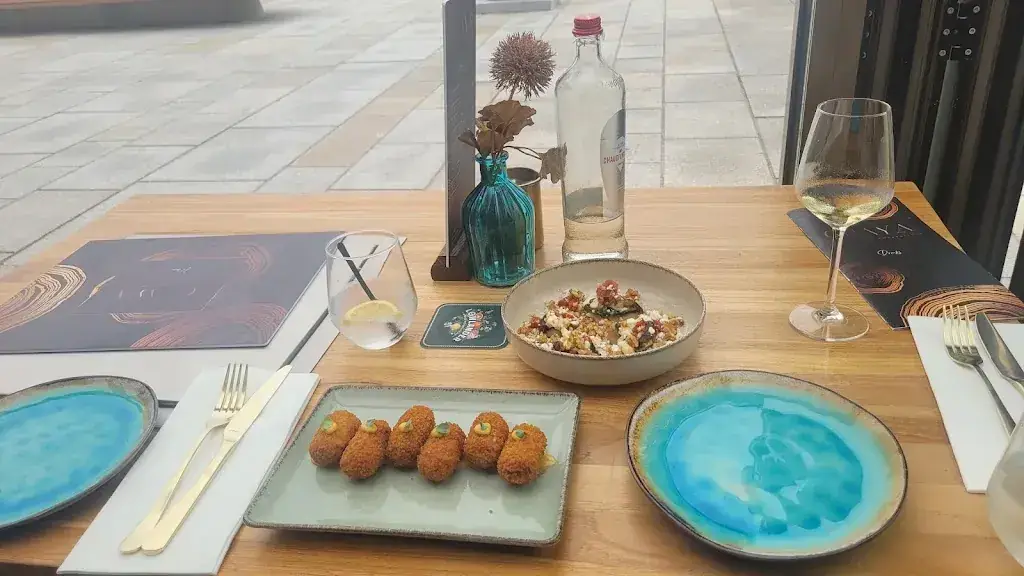 Menu_Chaya Restaurant- en Cocktailbar_Haag_image_6