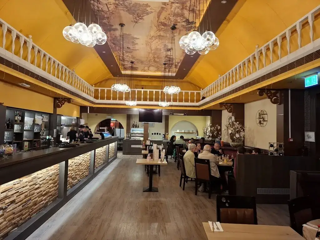 Eetse Hoekschewaard restaurant in Klaaswaal