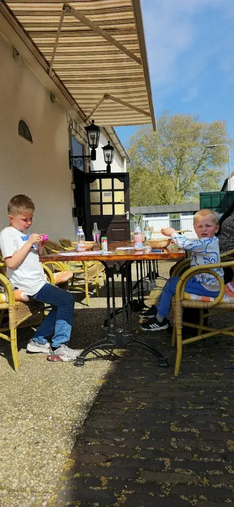 Johan Rijnaarts_Café het Kippenhok_Klaaswaal_review