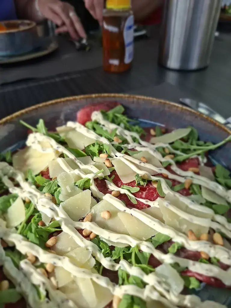 Fa_Senna’s_Mijnsheerenland_Bewertung