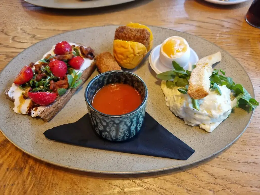 LakeHouse Binnenmaas_Mijnsheerenland_slider_image_3