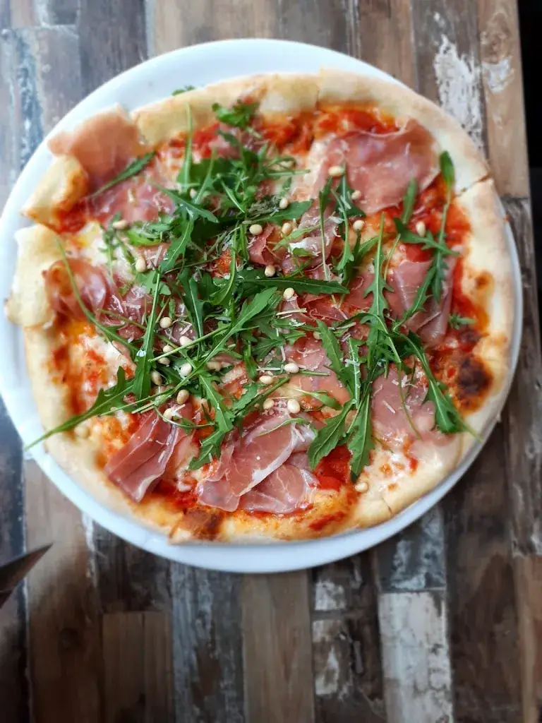 Menu_Ye's Pizza and Grill_Hellevoetsluis_image_6