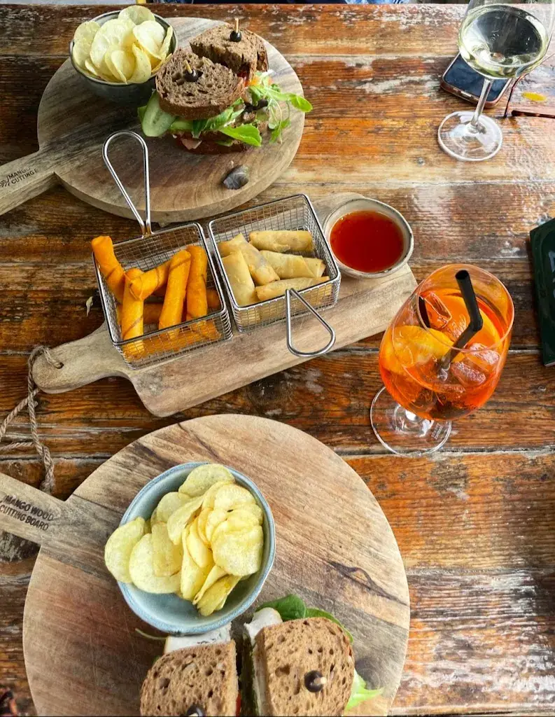 Ania Kowerska_Brasserie Oostgaag_Maasland_review