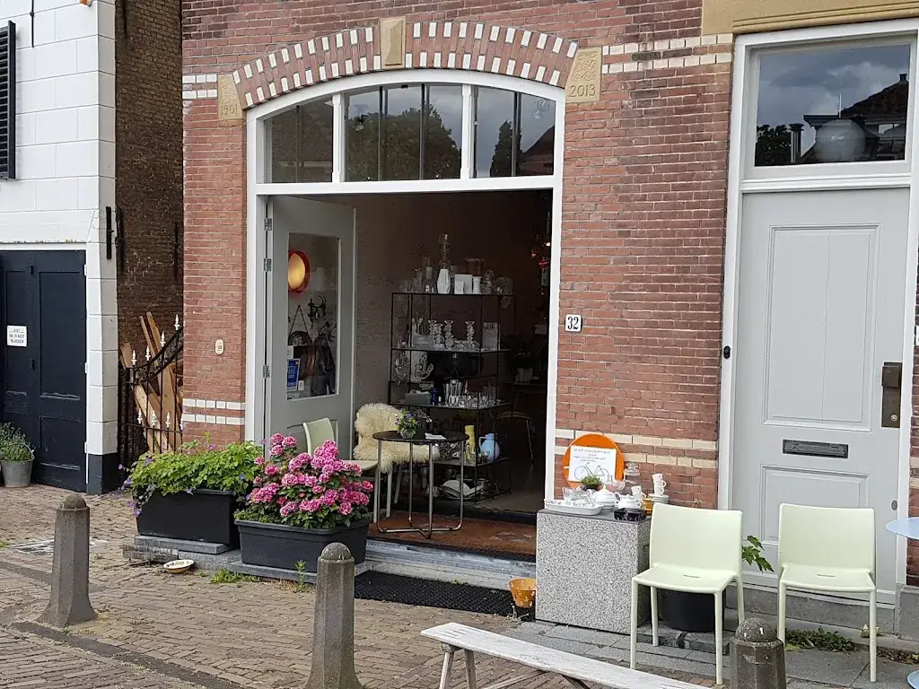 Emmanuel Mulder_Galerie WEERLOOS_Maasland_review