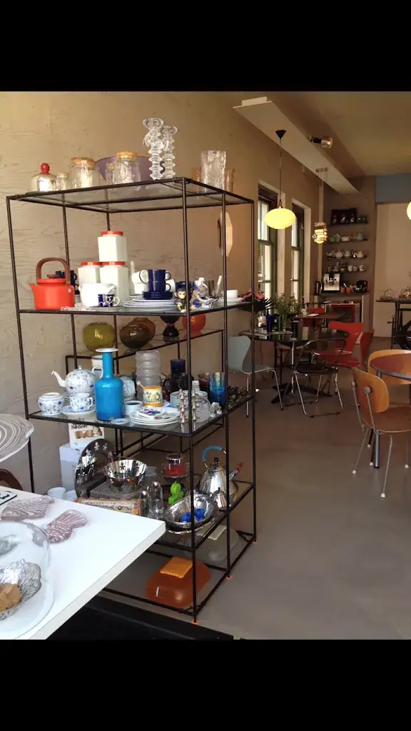 Galerie WEERLOOS restaurant in Maasland