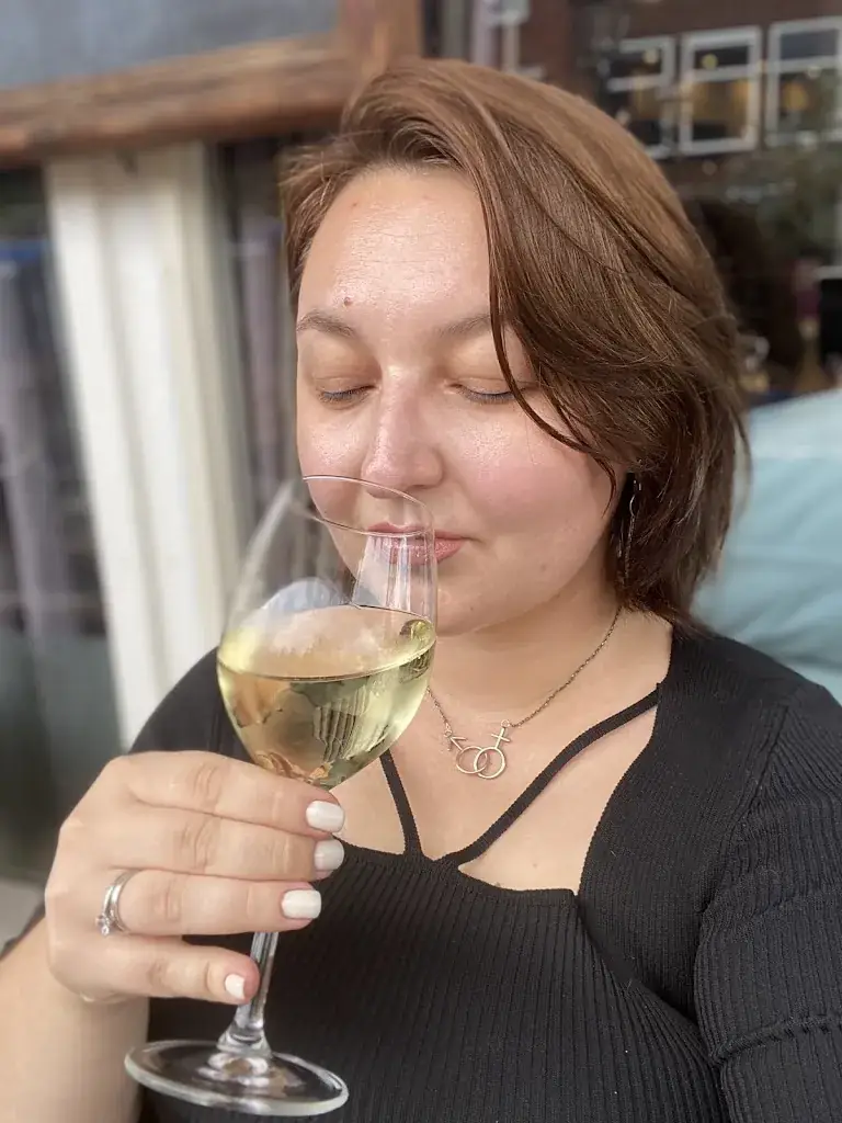 Maryna Vorobiova_Grand Cafe de Waker_Maassluis_avis