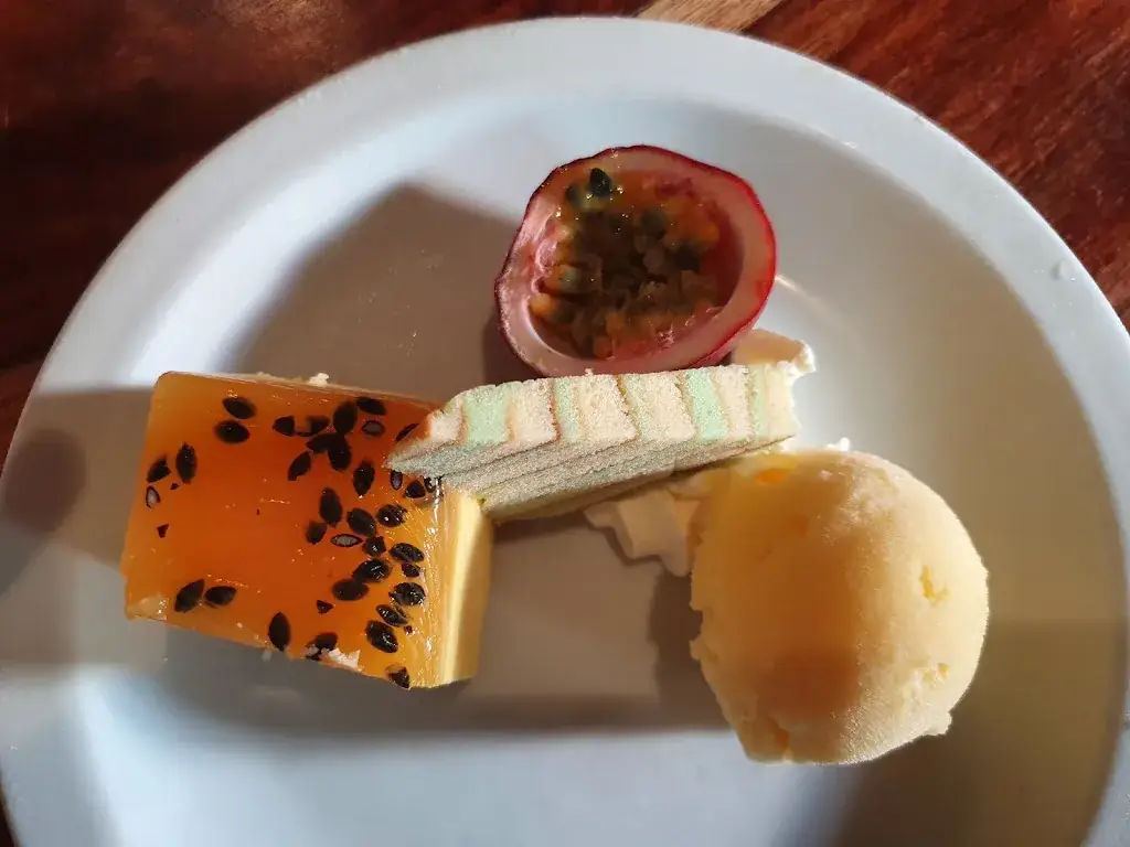 Menu_Restaurant Camelot_Maassluis_imagen_3