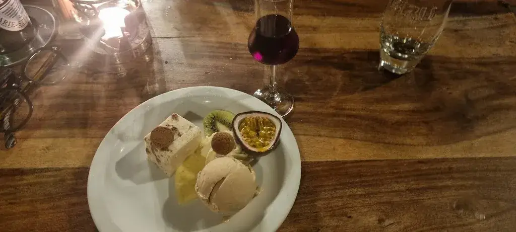 Menu_Restaurant Camelot_Maassluis_imagen_6