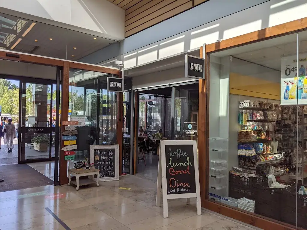 Restaurant Los Porteros. Koffie, Lunch, Diner & Borrelbar_Maassluis_slider_image_1