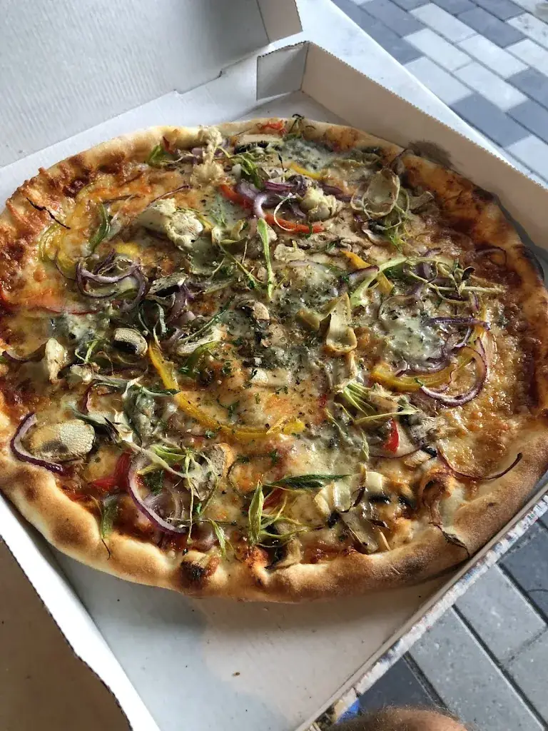 Richi Kissinger_Trattoria Le Pinocchio - Pizzeria_Middelharnis_review