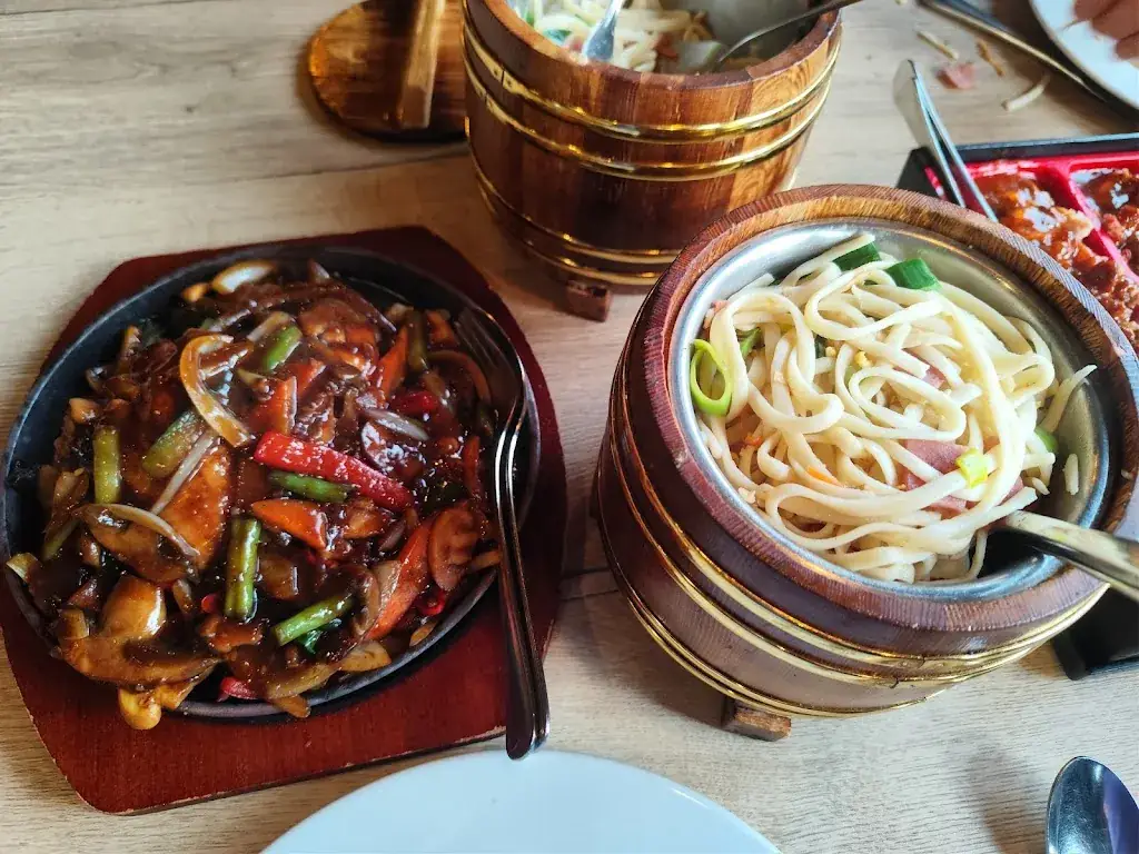 Piotr_Rose-Garden Evergreen_Middelharnis_recensione