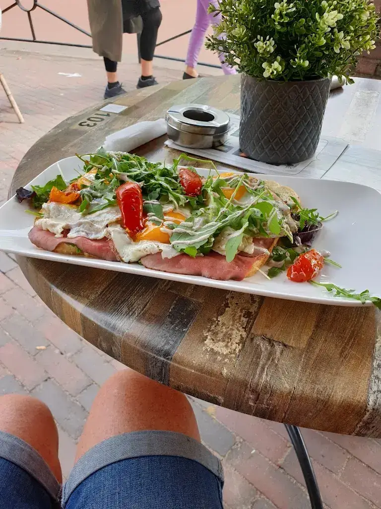 Menu_Croissanterie Croissy V.O.F._Middelharnis_imagen_8