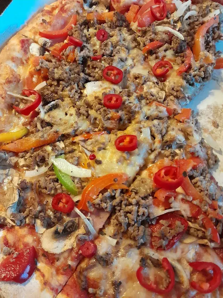 E van der Lee_Pizza Grill-Room Sphinx_Middelharnis_recensione