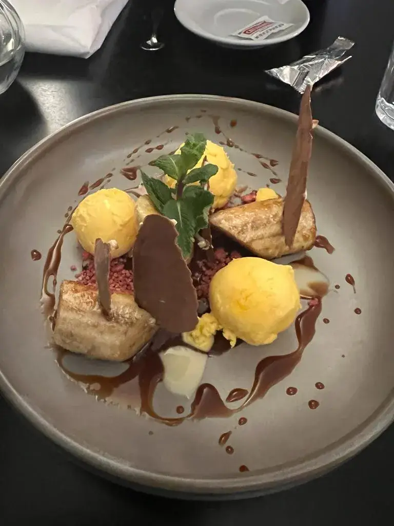 Michiel Minderhoud_Restaurant bij Blue, Lekkerkerk_Lekkerkerk_review