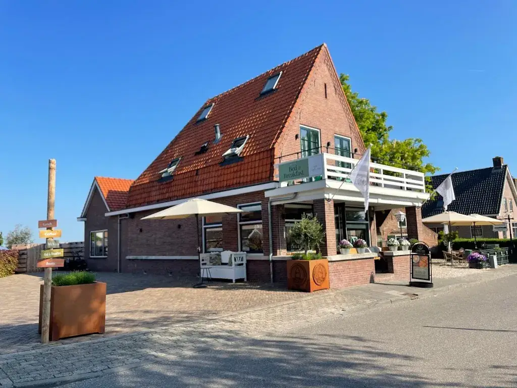 The Lake Inn - Bootverhuur -Bed en Breakfast_Nieuwkoop_slider_image_3