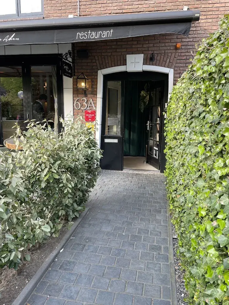 Martijn_Suzie's & Van Aken_Oegstgeest_review