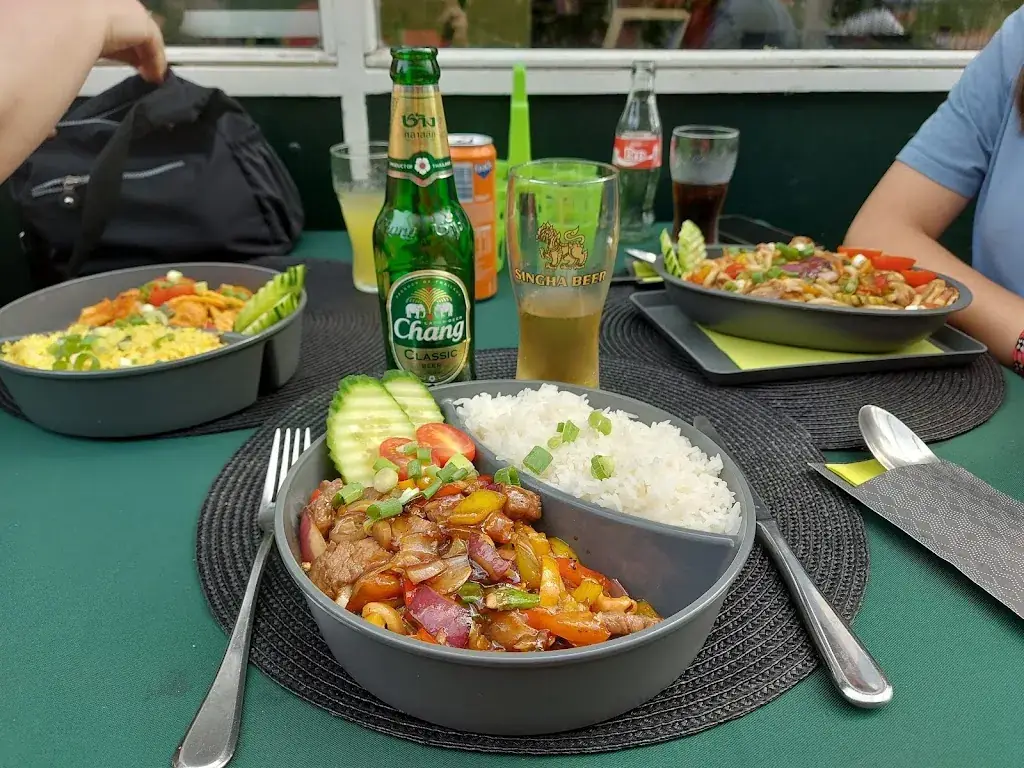 Jiří Hrábek_Toko Lekki_Oegstgeest_review