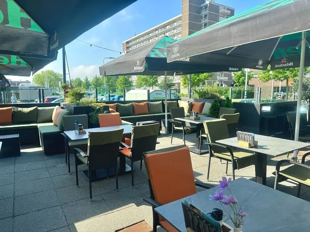 Plateau Eten & Drinken_Spijkenisse_slider_image_1