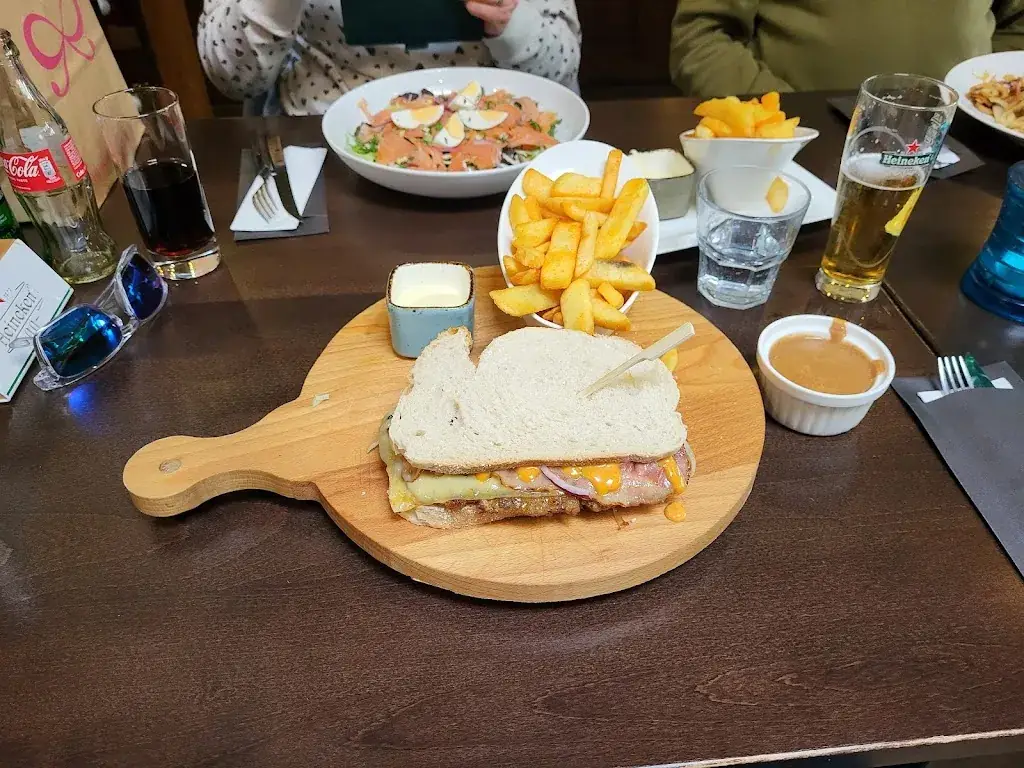 Menu_Bij Ons Eten en Drinken_Groningen_image_3