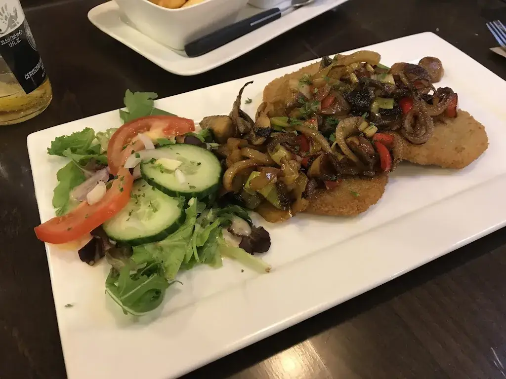 Bij Ons Eten en Drinken_Groningen_slider_image_2