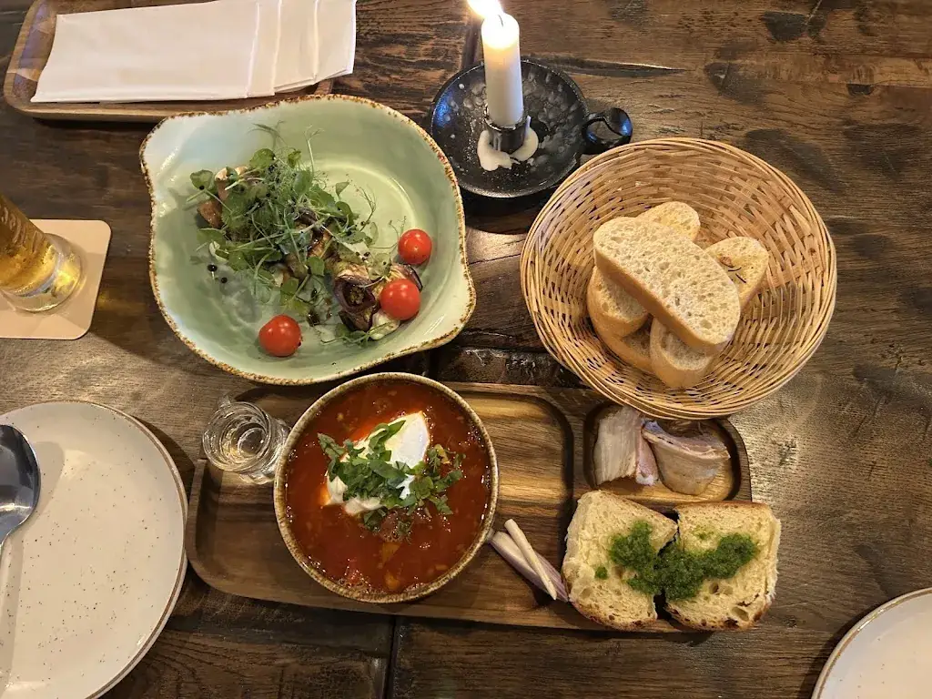 Mari Oumi_Ukraine Food_Groningen_review