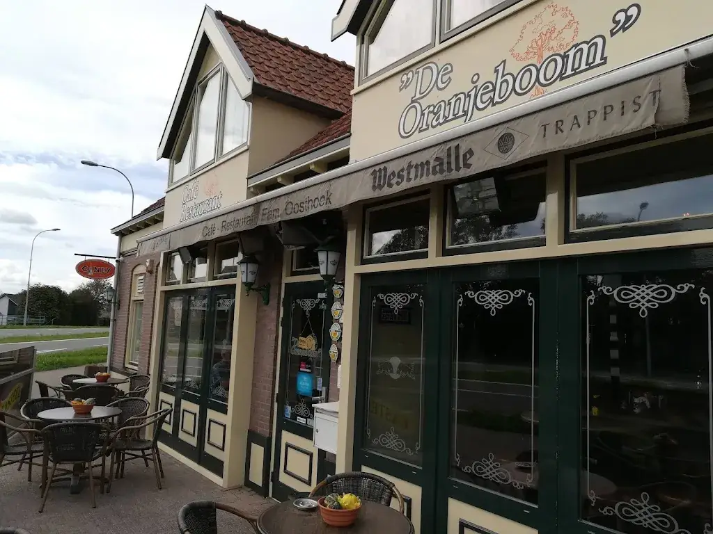 Café Restaurant De Oranjeboom restaurant in Hendrikskinderen