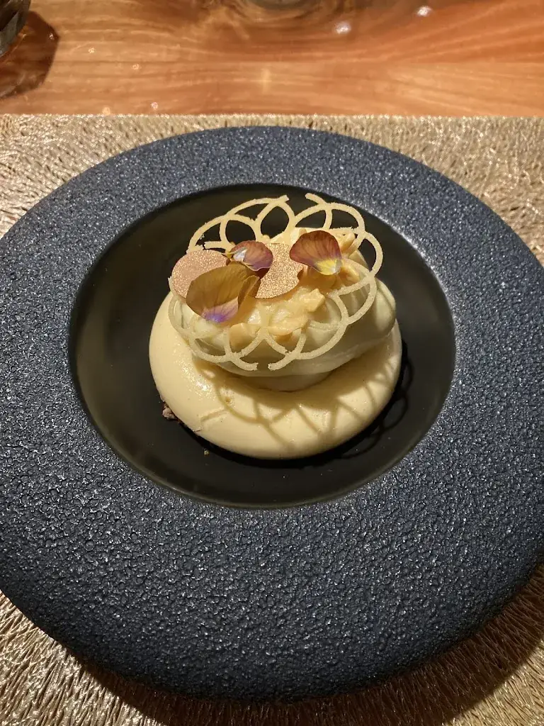 Alexander Vesselinov_DYLANS | restaurant • bar • lounge_Noordwijk_review