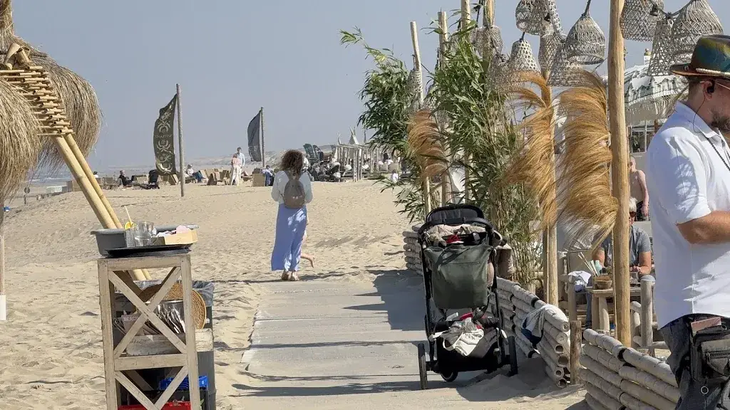 A F_B.E.A.C.H. Noordwijk_Noordwijk_review