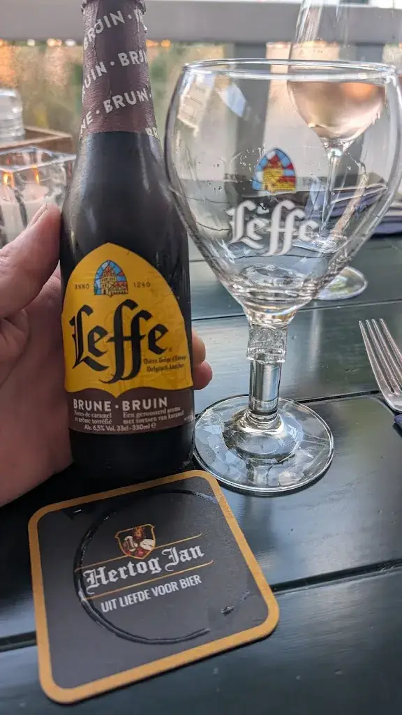 Fred Coad_Wapen van Noordwijkerhout_Noordwijkerhout_review