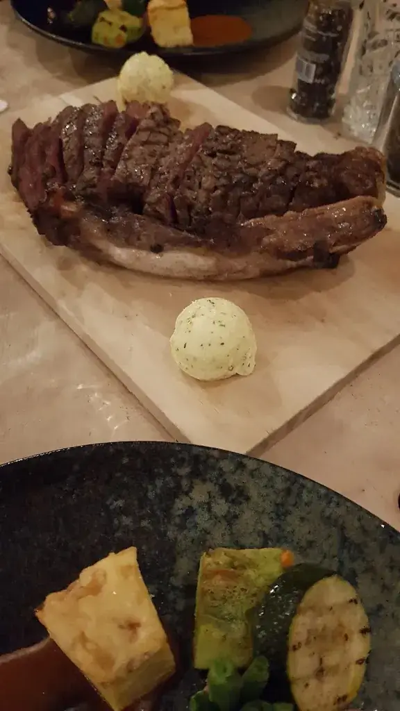 Ilker van den Berg_TOME@T Noordwijkerhout_Noordwijkerhout_review