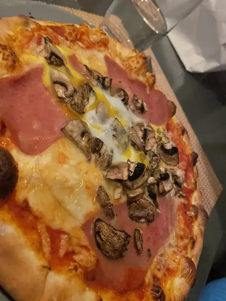 Menu_iasos Pizzeria & Grillroom_IJssel_image_7