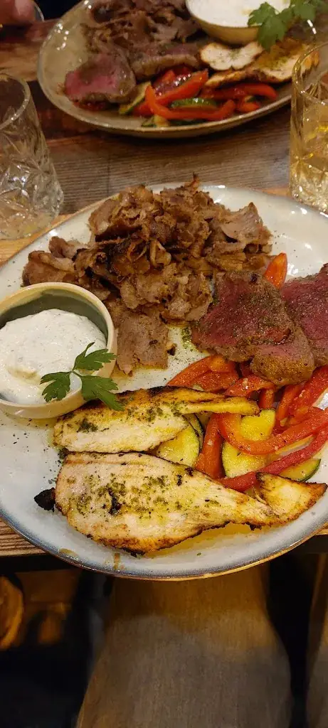 Menu_Meydani Grill_Voorschoten_image_7