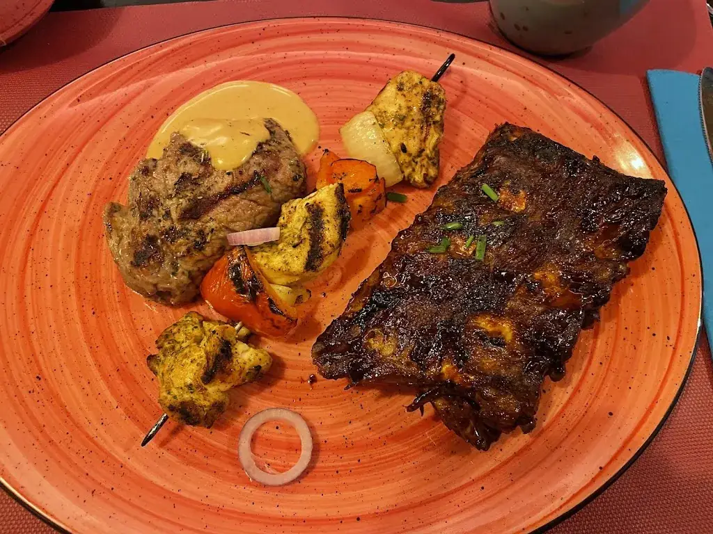 Grill-Restaurant De Mazzel_Voorschoten_slider_image_2