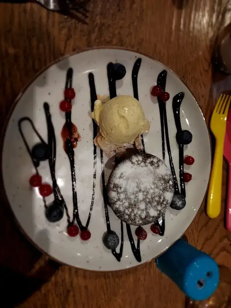 Maria Dixon_Otto Hahn_Rotterdam_Bewertung