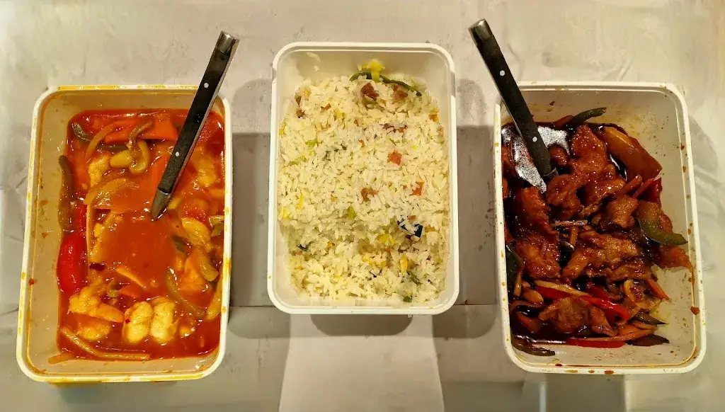 Mr., Mrs. & Little Miss Vaantje_Ka Ho_Rotterdam_review