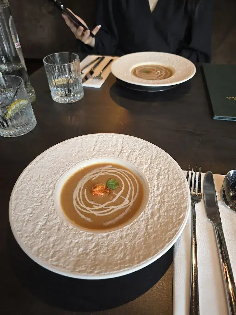 Leslie Che_Restaurant Omaira_Rotterdam_review