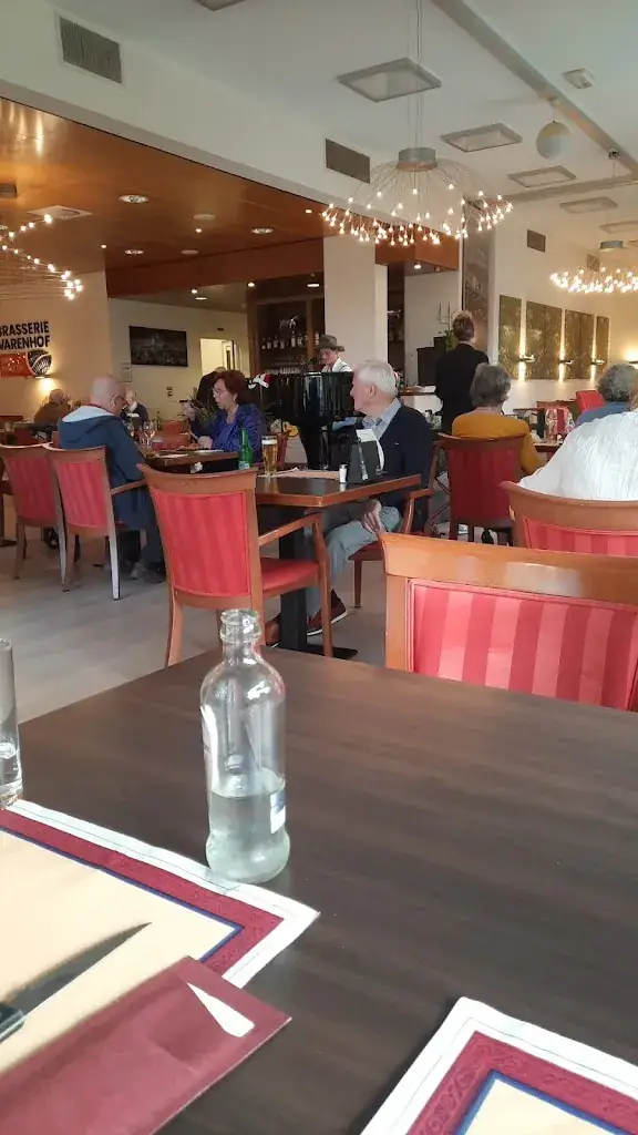 Brasserie Varenhof restaurant in Rotterdam