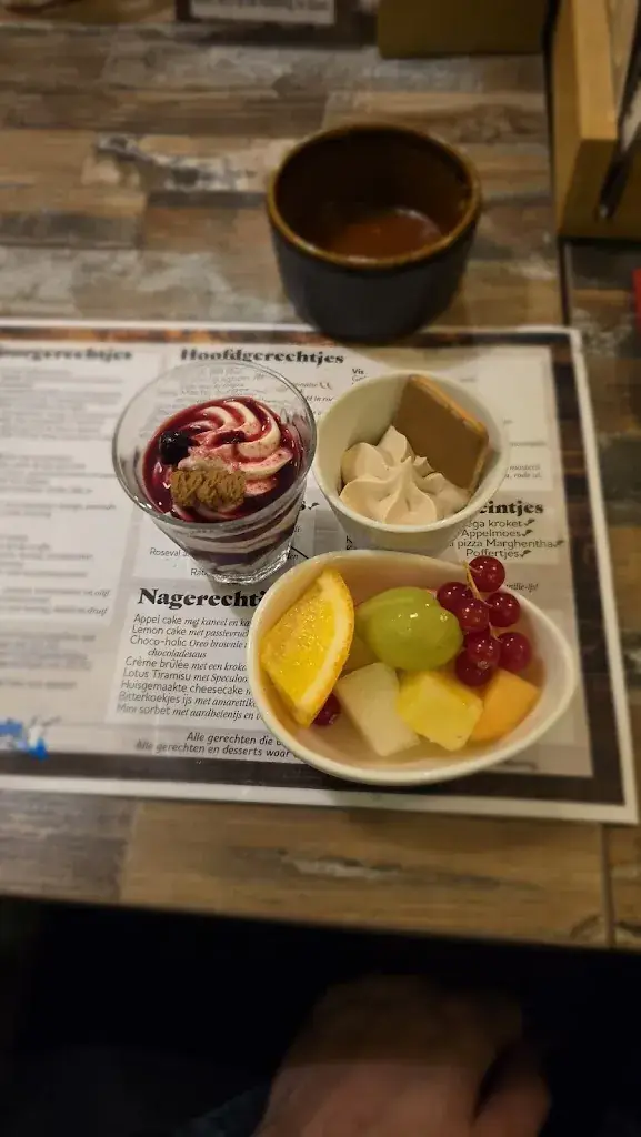 Yaro_De Theetuin_Ridderkerk_review