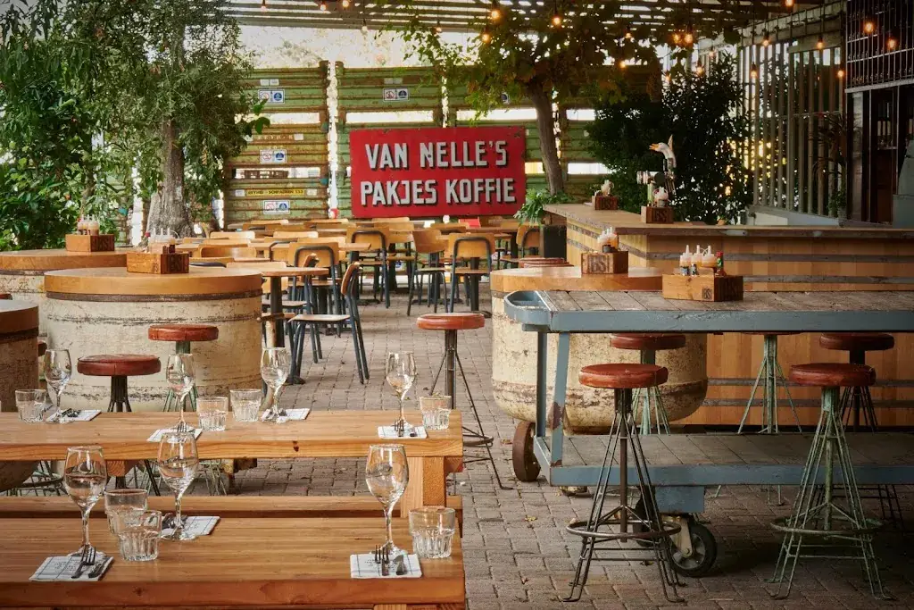 Black Smoke Rotterdam_Rotterdam_slider_image_1