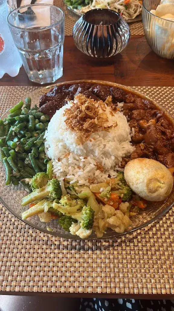 Menu_BIJ DE INDO Roelofarendsveen_Roelofarendsveen_image_2