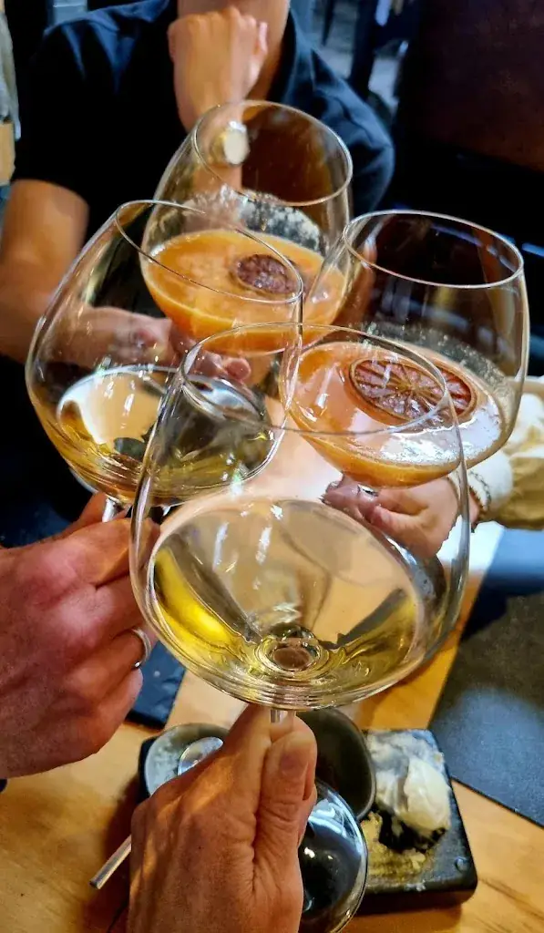 Michel Beek_Thús_Drachten_review